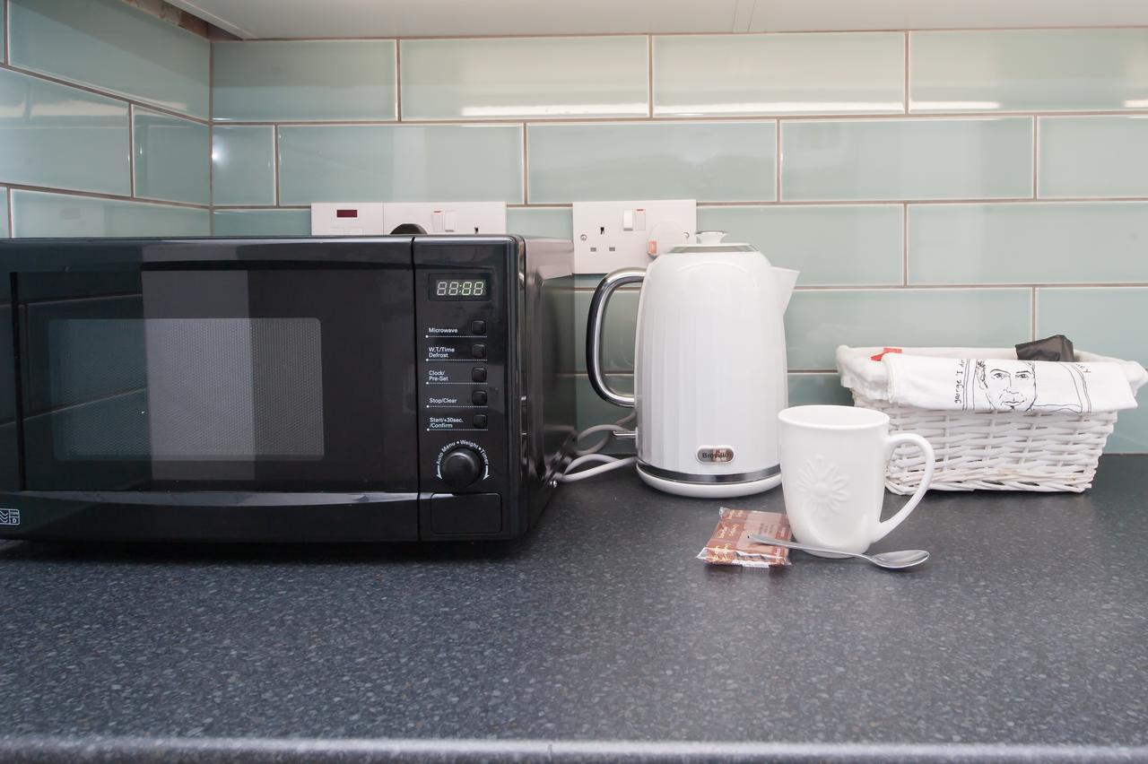 Two Bed Ground Floor Apartment, Sleeps Six, Free Parking And High Speed Wifi Ramsgate Exterior foto